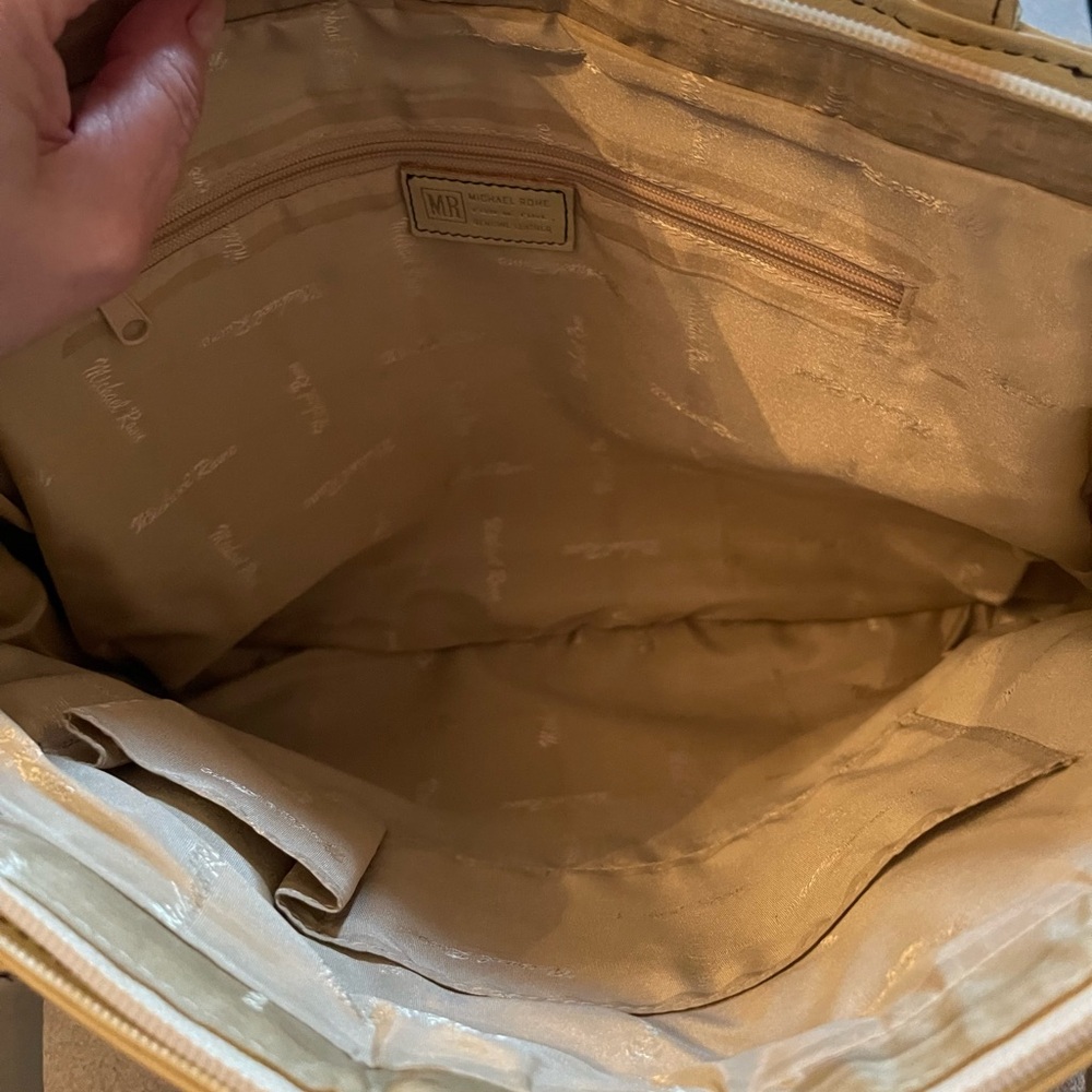 Vintage Micheal Rome Cream Leather Handbag - Picture 4 of 14